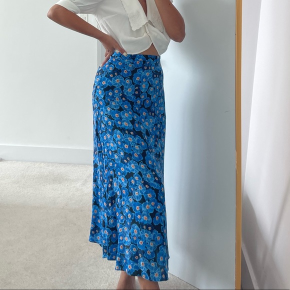 Aritzia Blue Floral Midi Skirt - Picture 3 of 5